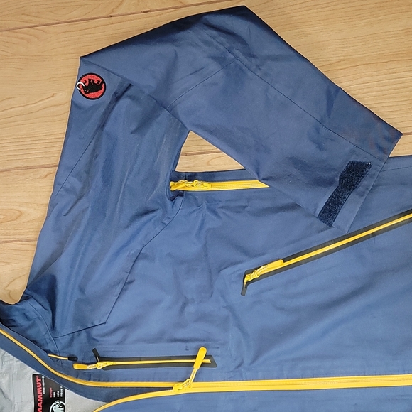 MAMMUT MASAO DRY TECH PREMIUM JACKET, SIZE MEDIUM - Picture 7 of 16